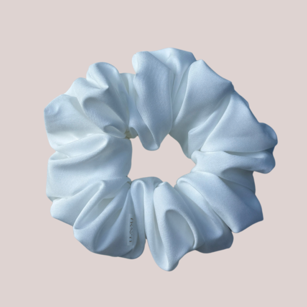 lunali-scrunchie-satyna-biel